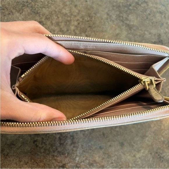 Prada Milano Gift Ribbon Zip Around Long Wallet with Authentication Card - Picture 13 of 15